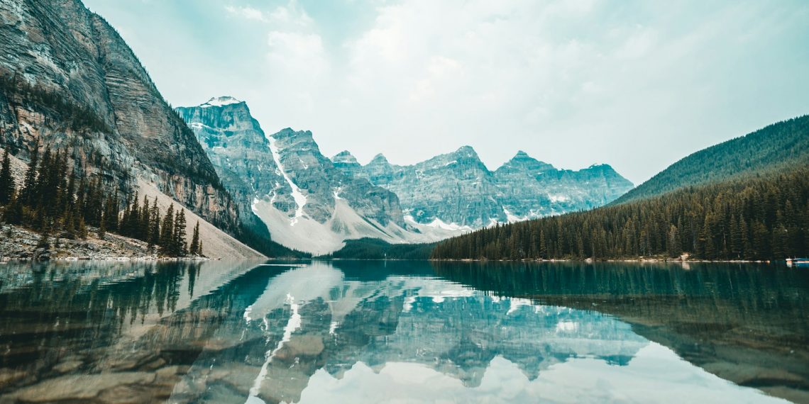 Exploring Canada’s National Parks: A Guide to Outdoor Adventures