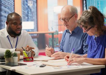 The Crucial Role of Equity Research Services in Making Smart Investment Decisions